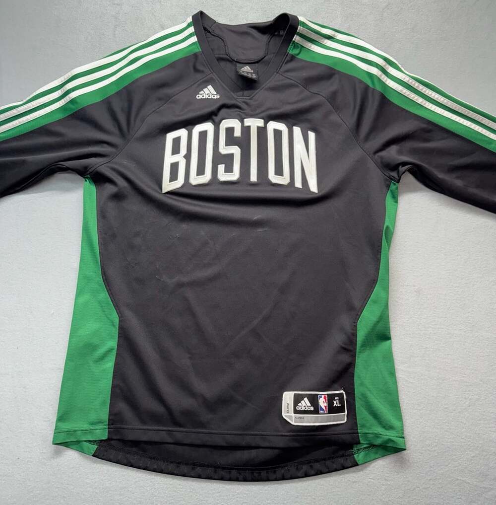 Adidas Boston Celtics NBA Long Sleeve Warm Up Shirt Size XL